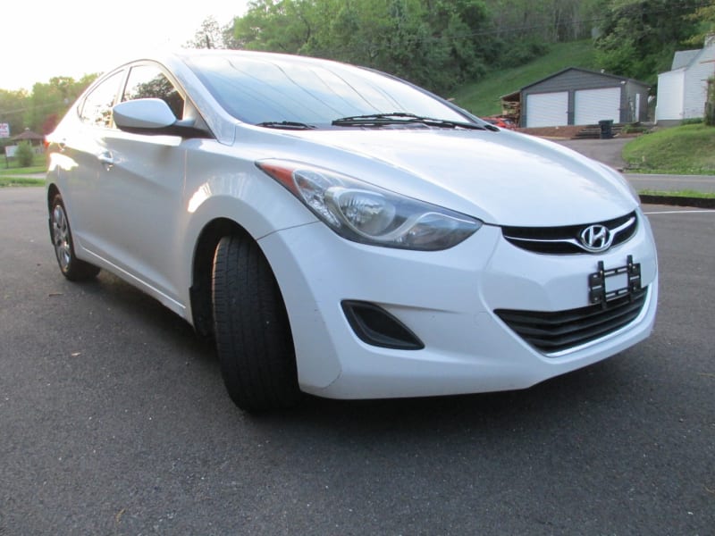 Hyundai Elantra 2013 price $64,995