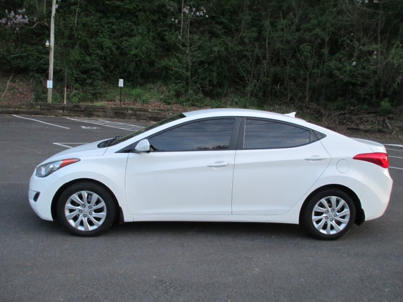 Hyundai Elantra 2013 price $64,995