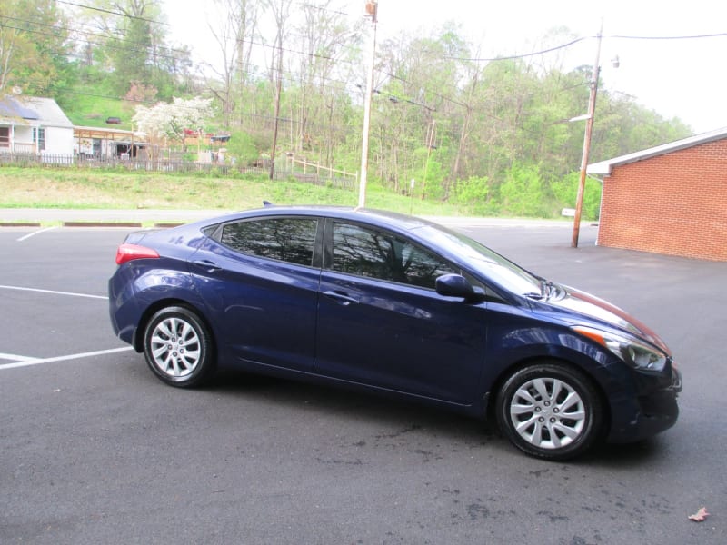 Hyundai Elantra 2013 price $6,495