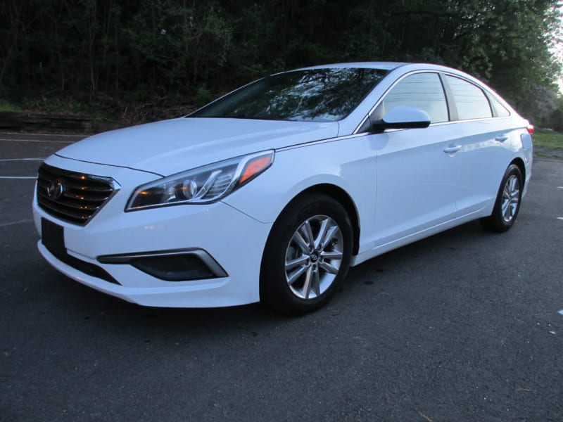 Hyundai Sonata 2017 price $6,995