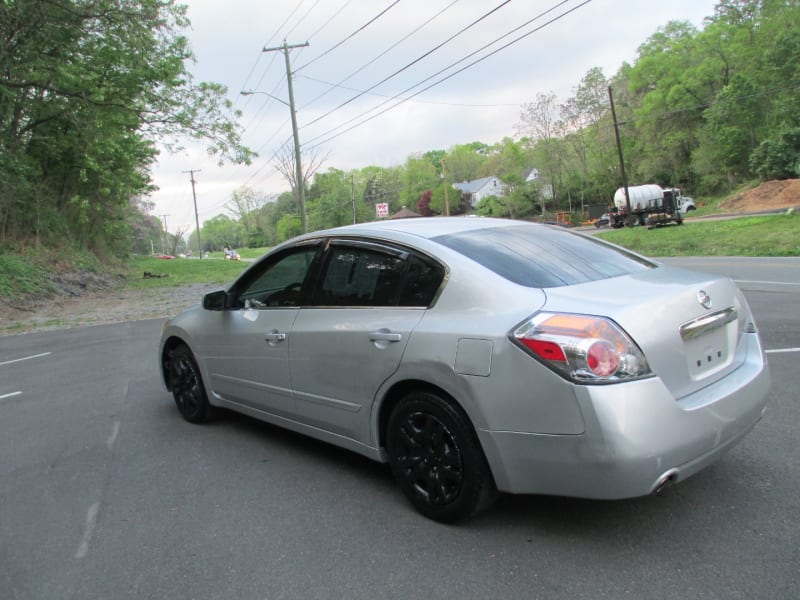 Nissan Altima 2012 price $4,895