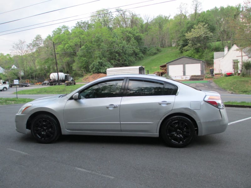 Nissan Altima 2012 price $4,895