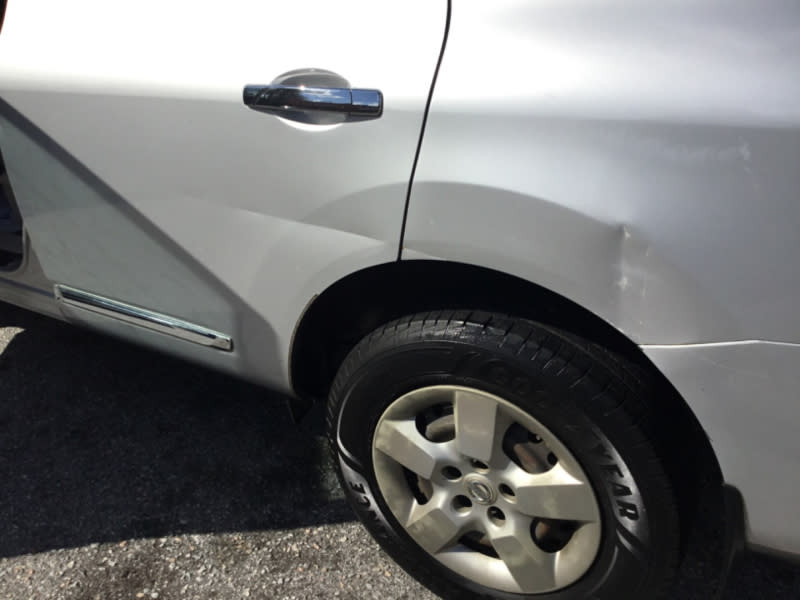 Nissan Rogue 2011 price $3,500