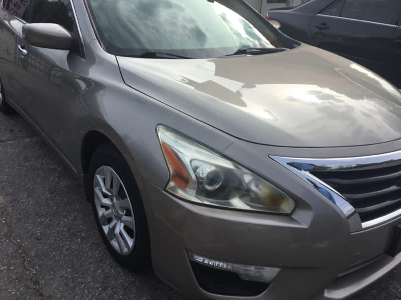 Nissan Altima 2015 price $5,000