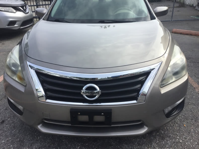 Nissan Altima 2015 price $4,500