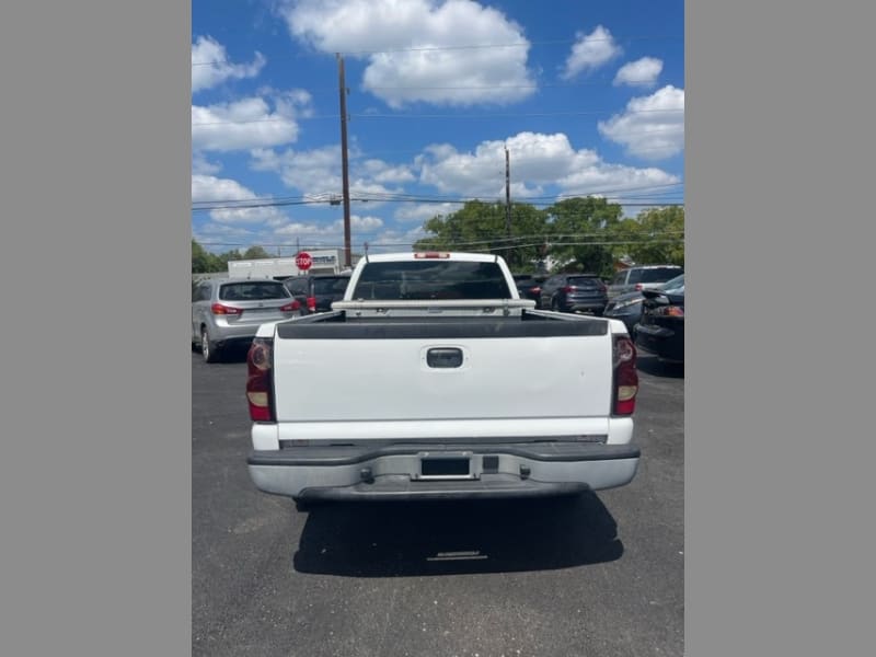 Chevrolet Silverado 1500 2007 price $3,999