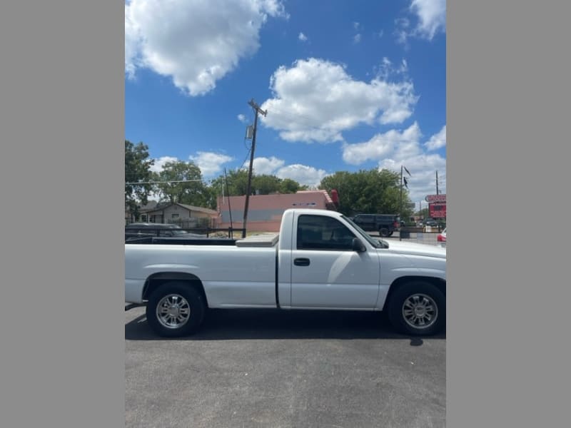 Chevrolet Silverado 1500 2007 price $3,999