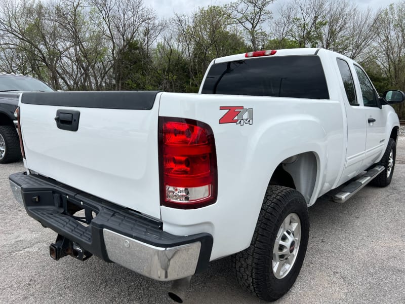 GMC Sierra 2500HD 2013 price $16,988