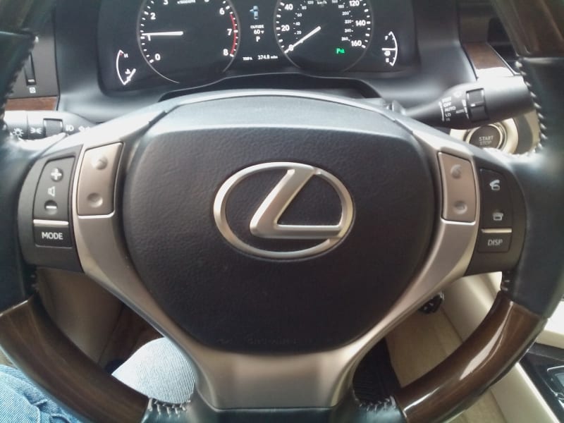 Lexus ES 350 2014 price $16,900