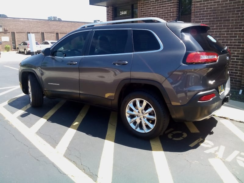 Jeep Cherokee 2014 price $11,990