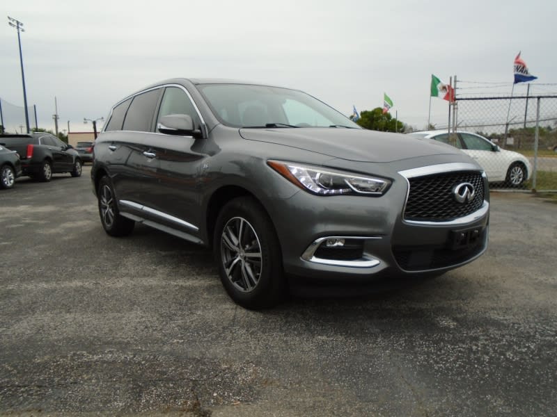 Infiniti QX60 2017 price $16,495