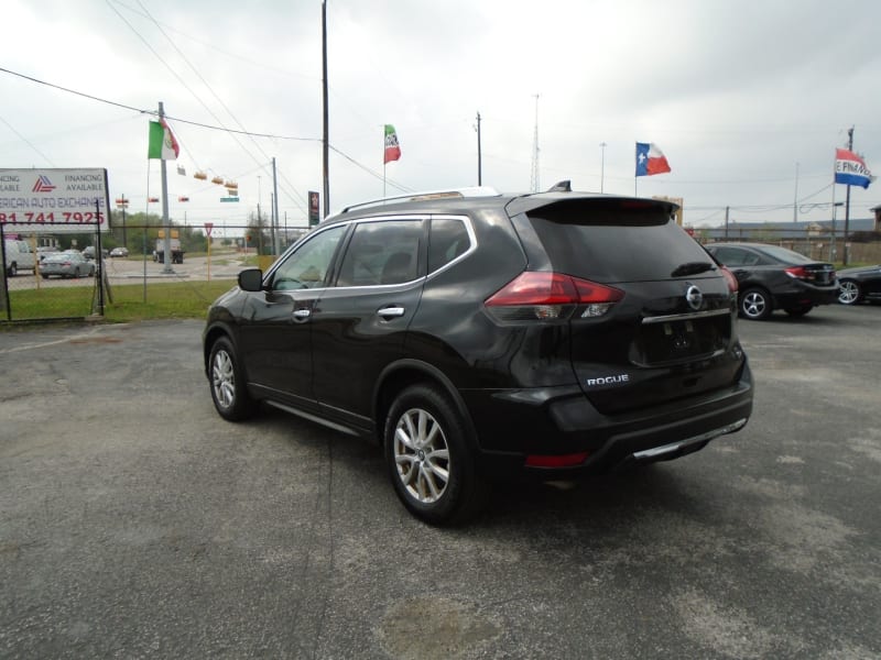 Nissan Rogue 2018 price $9,995