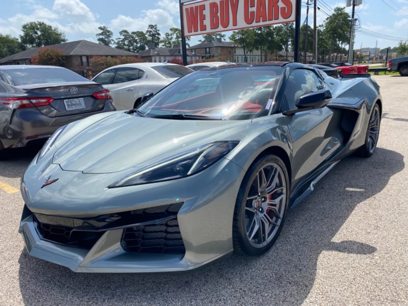 Chevrolet Corvette 2023 price $169,890