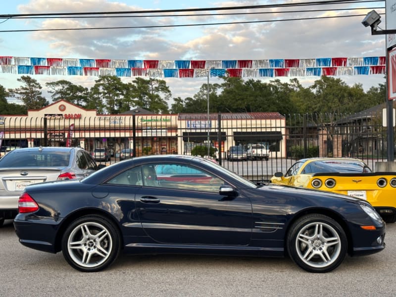 Mercedes-Benz SL-Class 2007 price $16,880