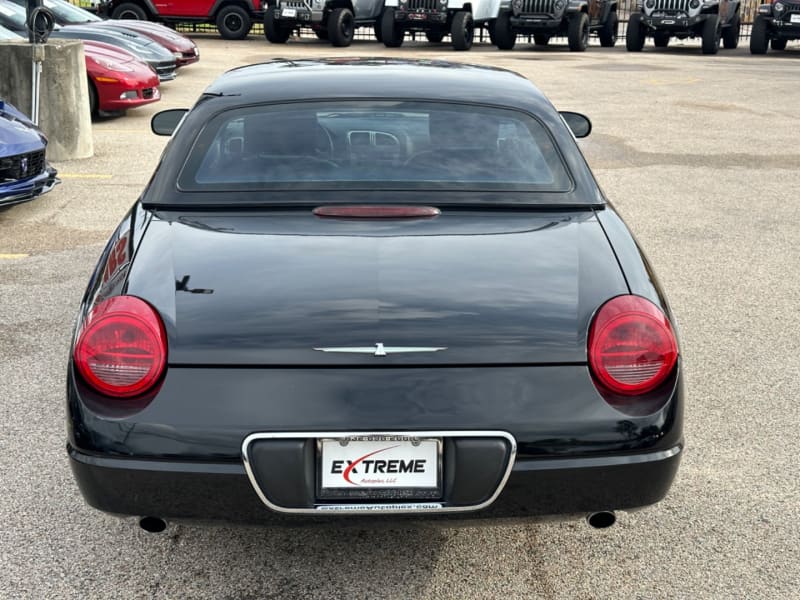 Ford Thunderbird 2002 price $16,390