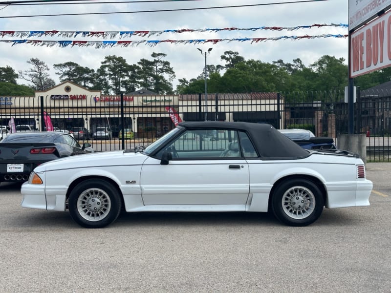 Ford Mustang 1990 price $13,890