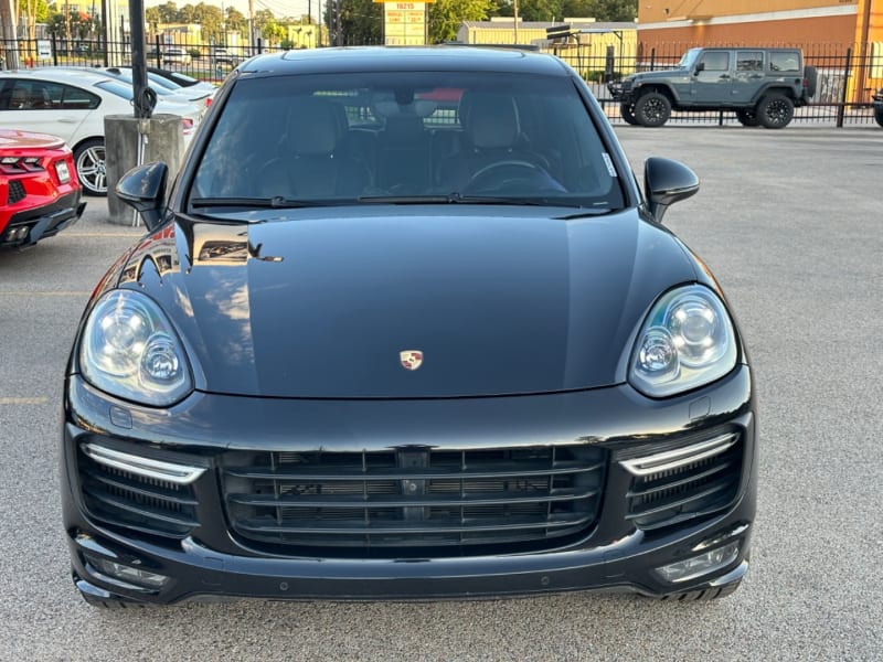 Porsche Cayenne 2016 price $29,890