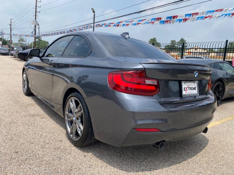 BMW 2 Series M235i 2016 price $24,890