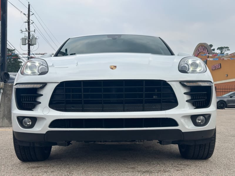 Porsche Macan S 2018 price $29,890