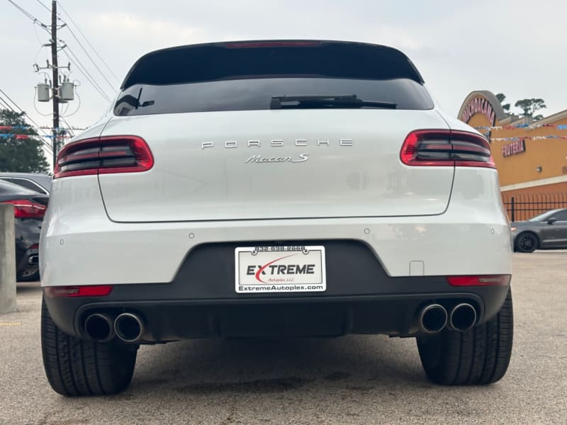 Porsche Macan S 2018 price $29,890