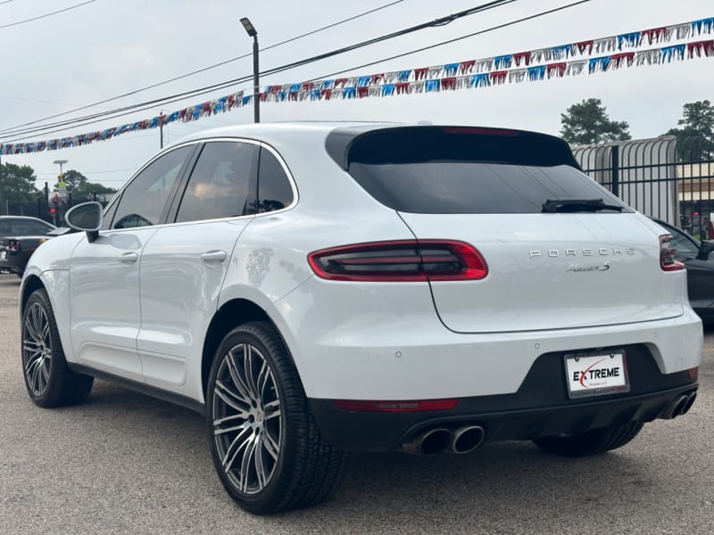 Porsche Macan S 2018 price $29,890