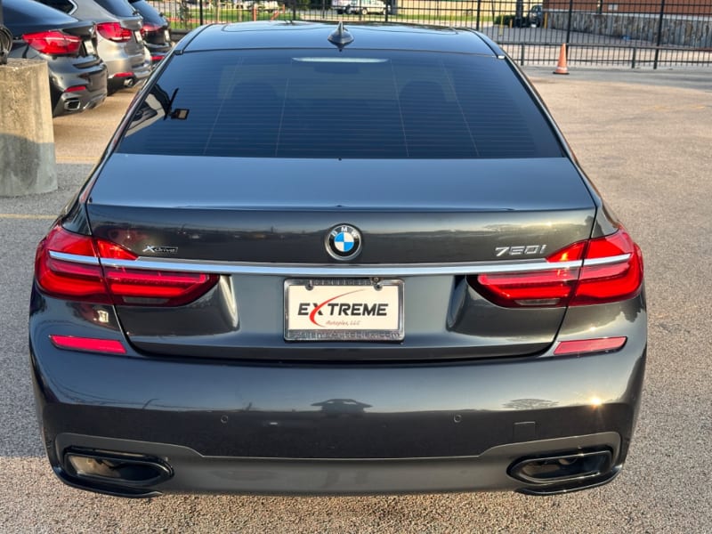 BMW 7-Series 2018 price $29,890