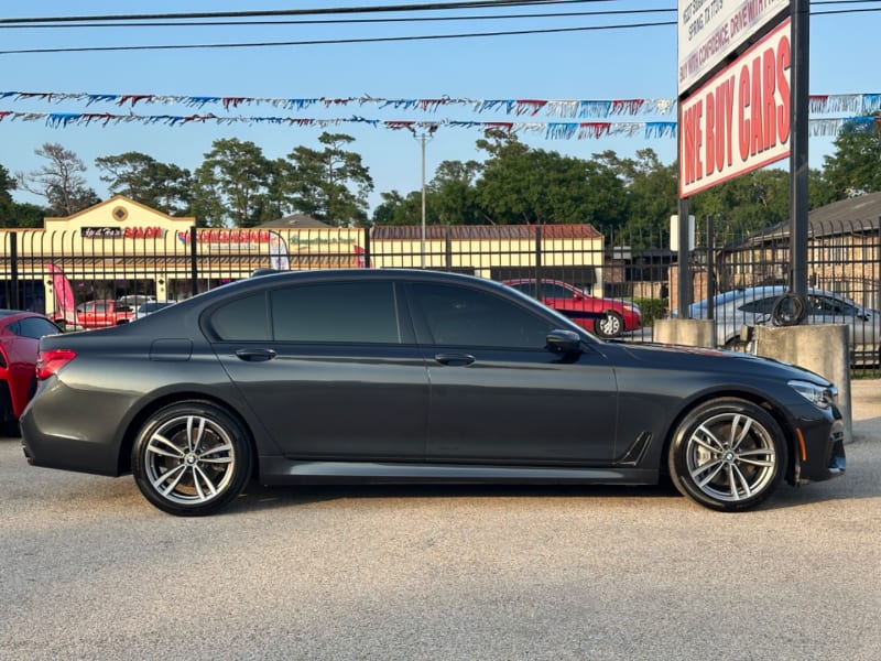 BMW 7-Series 2018 price $29,890