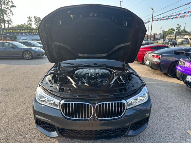 BMW 7-Series 2018 price $29,890