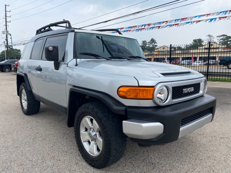 Toyota FJ Cruiser 2007 price $14,890