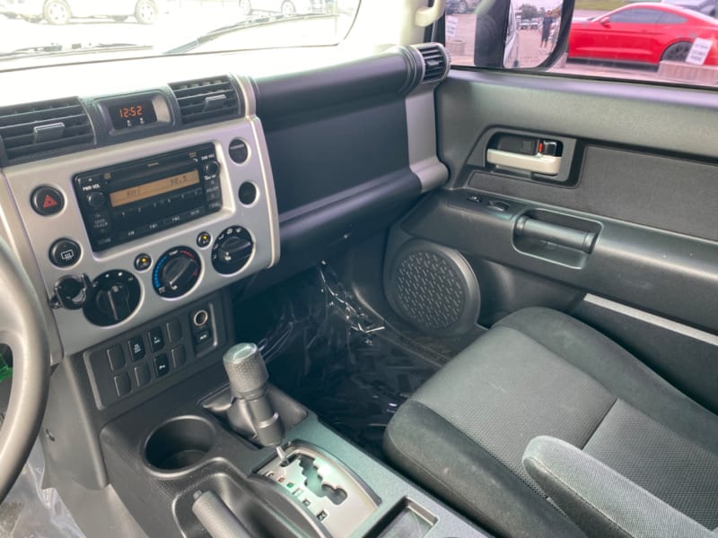 Toyota FJ Cruiser 2007 price $14,890