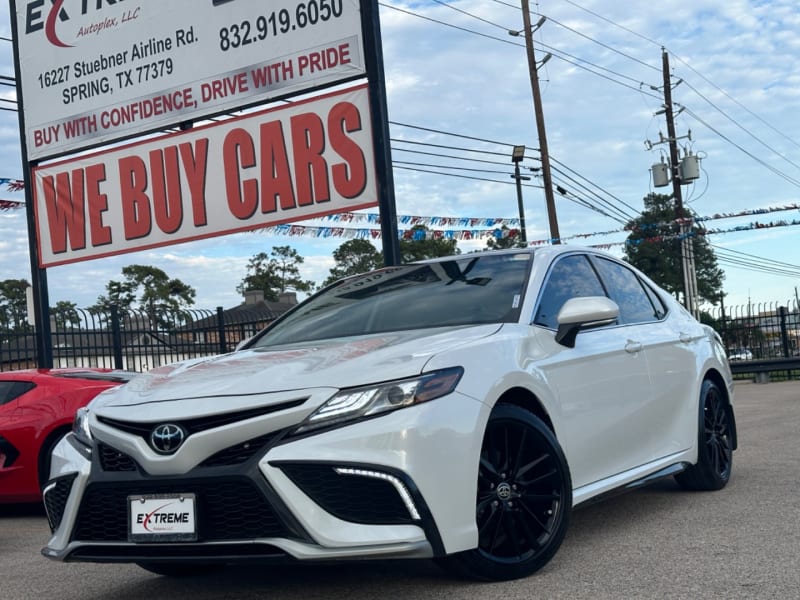 Toyota Camry 2023 price $28,890