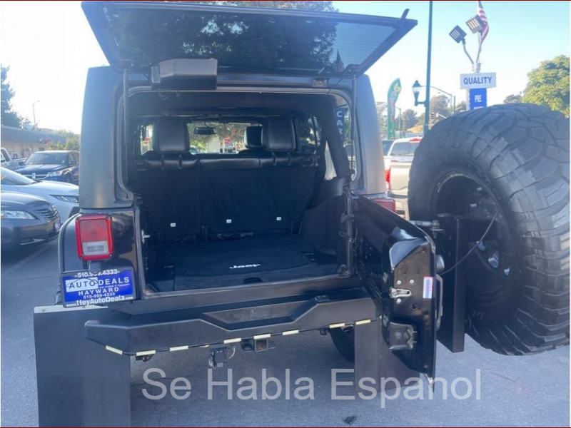 Jeep Wrangler Unlimited 2015 price $34,999