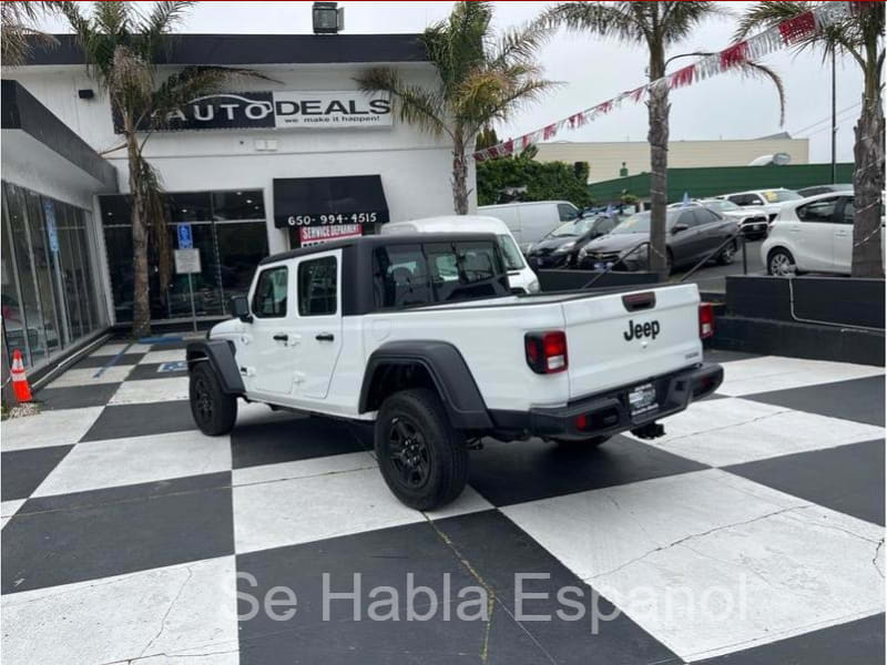 Jeep Gladiator 2020 price $36,999