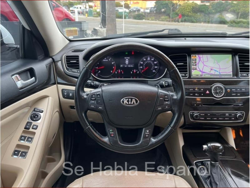 Kia Cadenza 2015 price $13,999