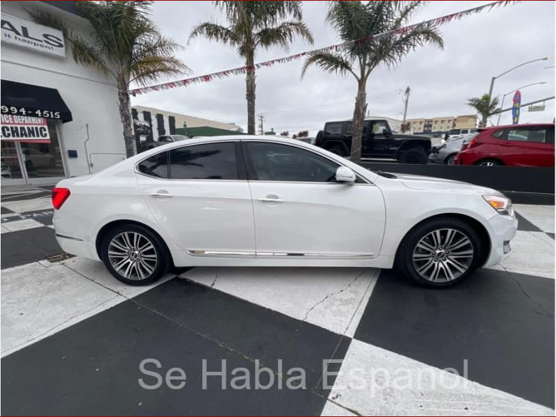 Kia Cadenza 2015 price $13,999