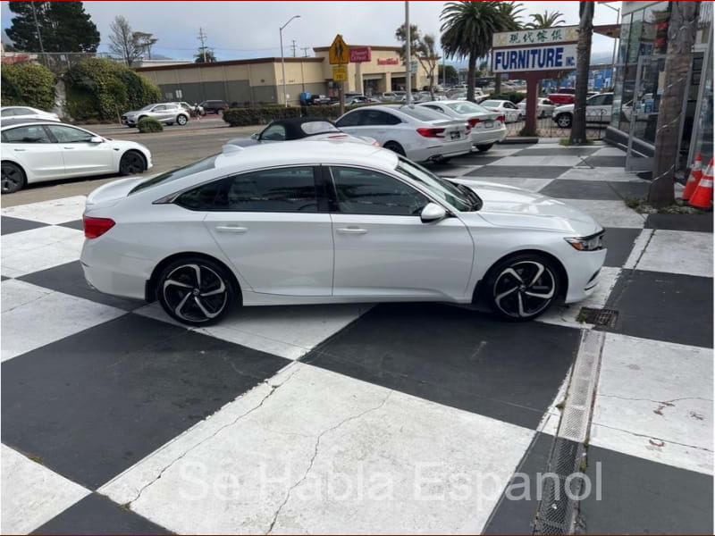 Honda Accord Sedan 2020 price $27,999