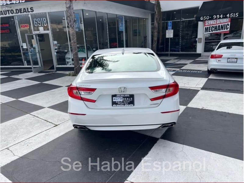 Honda Accord Sedan 2020 price $27,999