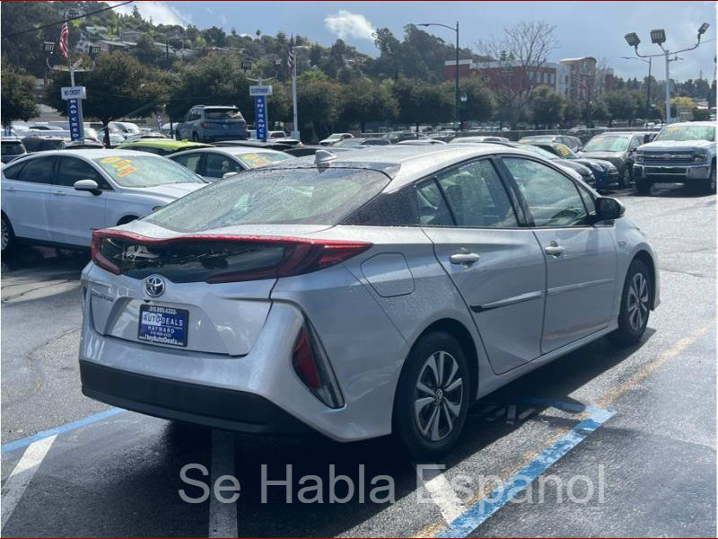 Toyota Prius Prime 2017 price $21,999