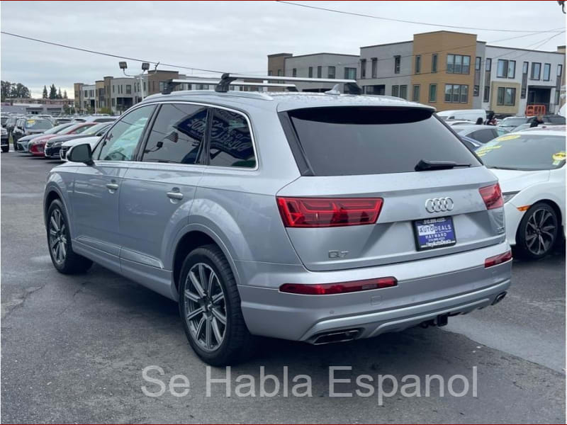 Audi Q7 2017 price $19,999