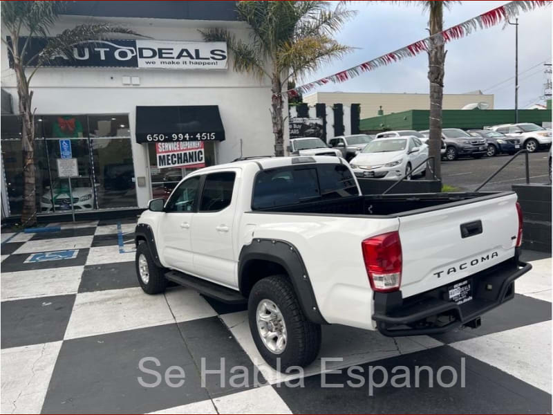 Toyota Tacoma 2017 price $30,999