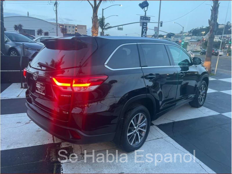 Toyota Highlander 2019 price $24,999