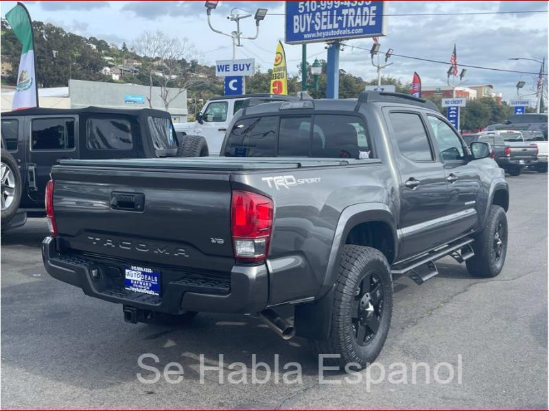 Toyota Tacoma 2016 price $32,999