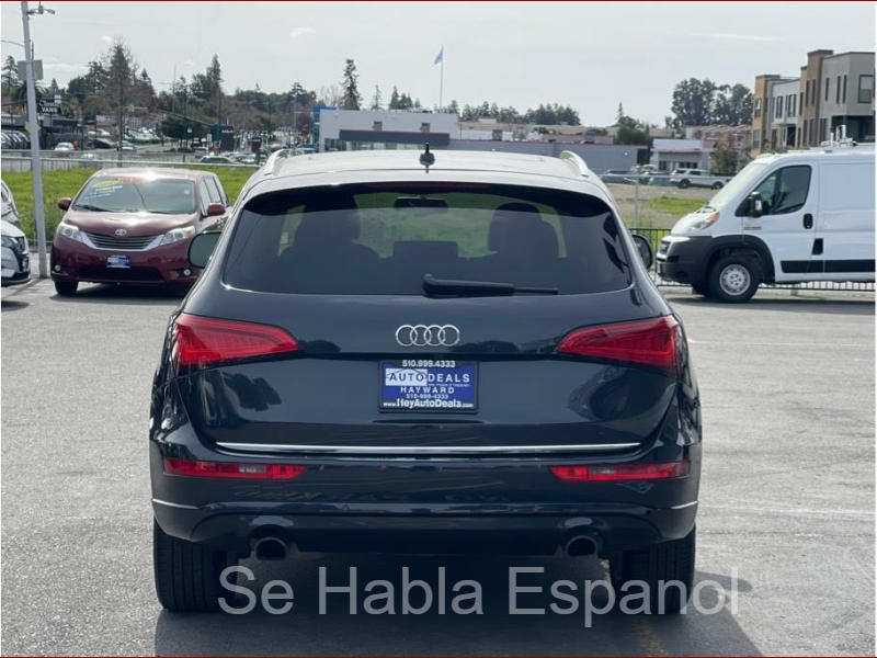 Audi Q5 2017 price $18,999