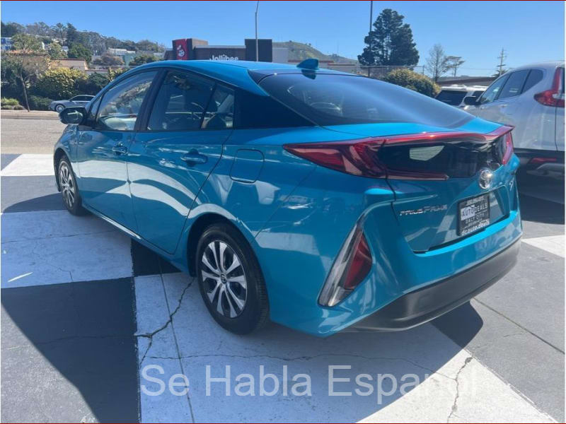 Toyota Prius Prime 2021 price $27,999