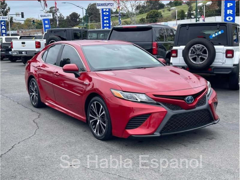 Toyota Camry 2020 price $27,999