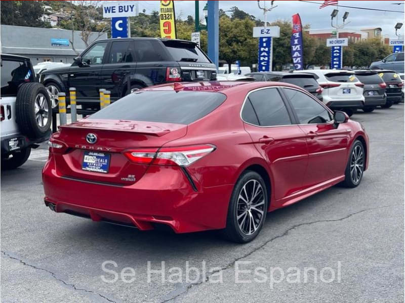 Toyota Camry 2020 price $27,999