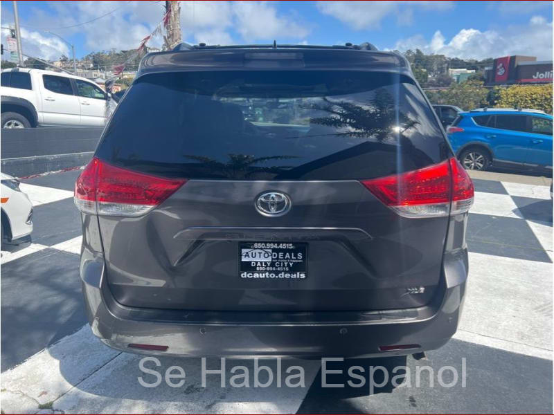 Toyota Sienna 2013 price $14,999