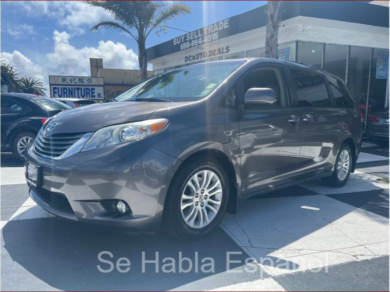 Toyota Sienna 2013 price $14,999