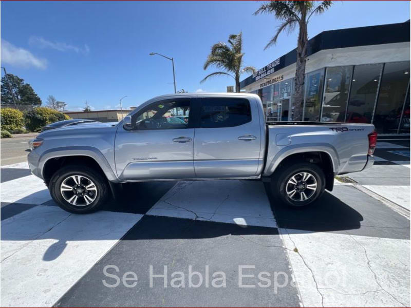 Toyota Tacoma 2018 price $31,999