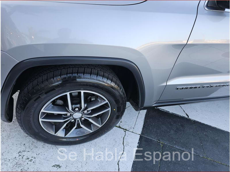 Jeep Grand Cherokee 2017 price $21,999